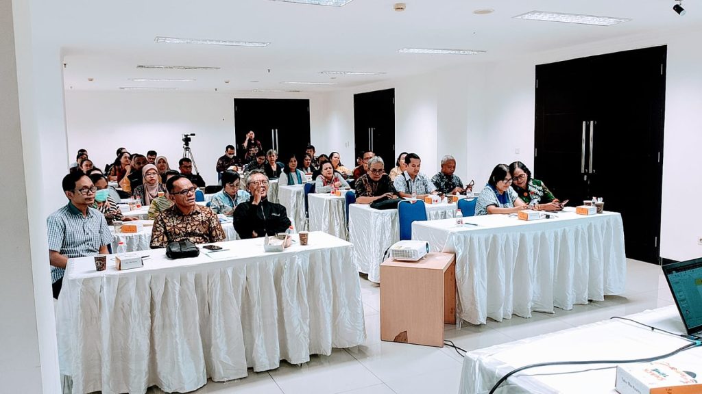 IHT bersama PUSKOPDIT Jakarta dengan Judul Tema "PENANGANAN KREDIT MACET"