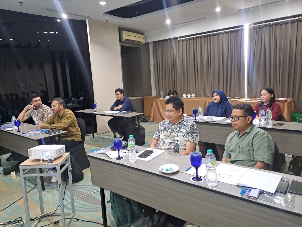 Public Training Desember 2024 " TEKNIK PENYUSUNAN PERJANJIAN KREDIT & PENGIKATAN JAMINAN YANG SEMPURNA, GUNA MEMPERKUAT POSISI HUKUM KREDITUR "